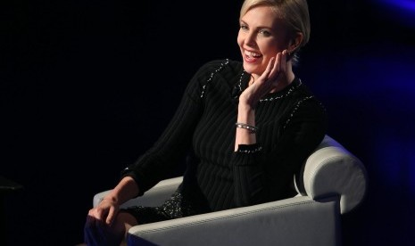 Charlize Theron Didukung Bintangi James Bond Berikutnya