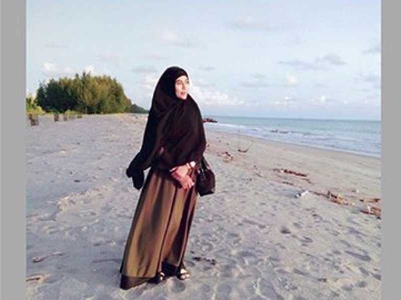 Cinta Penelope yang Dulu Tampil Seksi dan Pamer Tato, Kini Berhijab Cinta Penelope yang Dulu Tampil Seksi dan Pamer Tato, Kini Berhijab