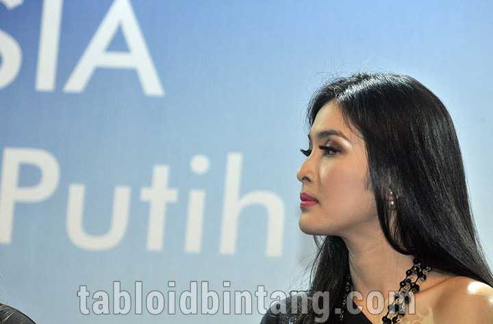 Ditanya Jenis Kelamin Anak Kedua, Sandra Dewi: Beda Dong Ditanya Jenis Kelamin Anak Kedua, Sandra Dewi: Beda Dong