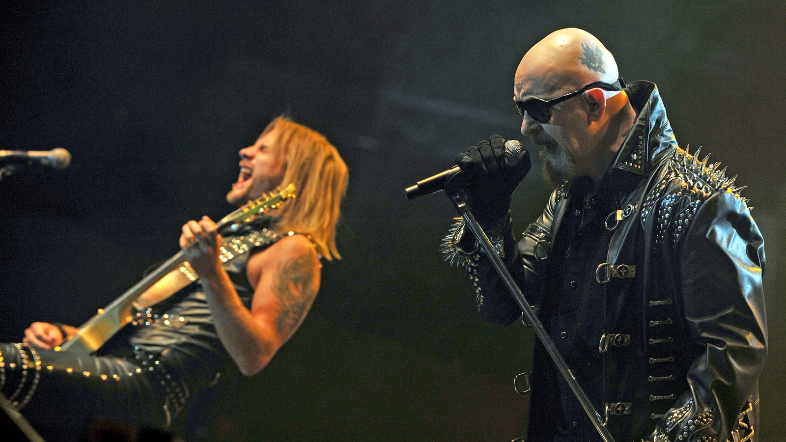 Judas priest rust. Judas Priest Band. Rob Halford. Роб Хэлфорд дио. Tarnished Judas.