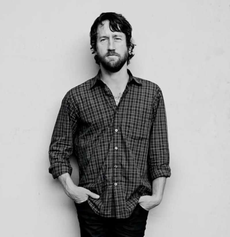 Lagu Proyek Solo dari Gitaris Foo Fighters Lagu Proyek Solo dari Gitaris Foo Fighters