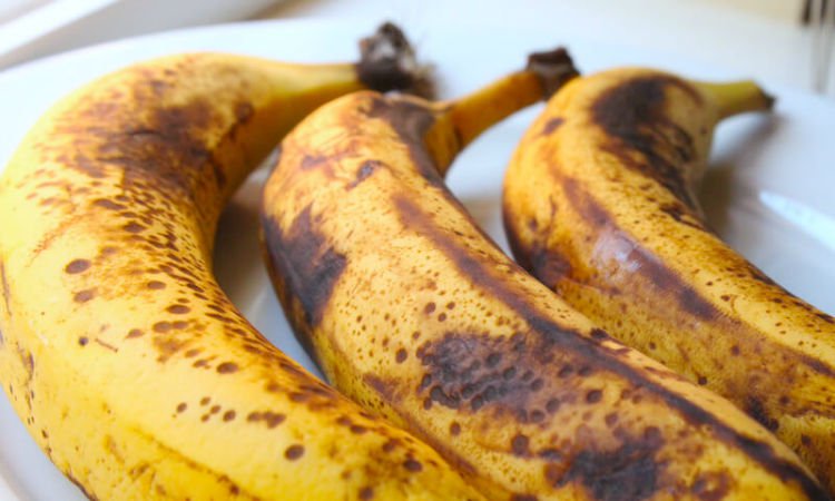 5 Manfaat Memakan Pisang yang Telah Berbintik-bintik Cokelat 5 Manfaat Memakan Pisang yang Telah Berbintik-bintik Cokelat