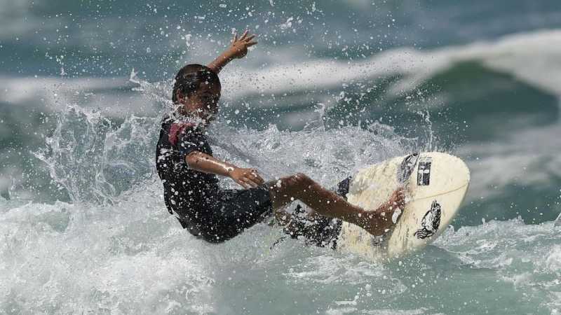 Mencari Puluhan Spot Surfing Baru di Dunia Mencari Puluhan Spot Surfing Baru di Dunia