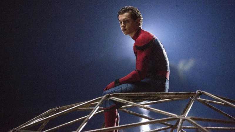 Kisah Cinta Spider-Man dan Zendaya Berlanjut ke Dunia Nyata Kisah Cinta Spider-Man dan Zendaya Berlanjut ke Dunia Nyata