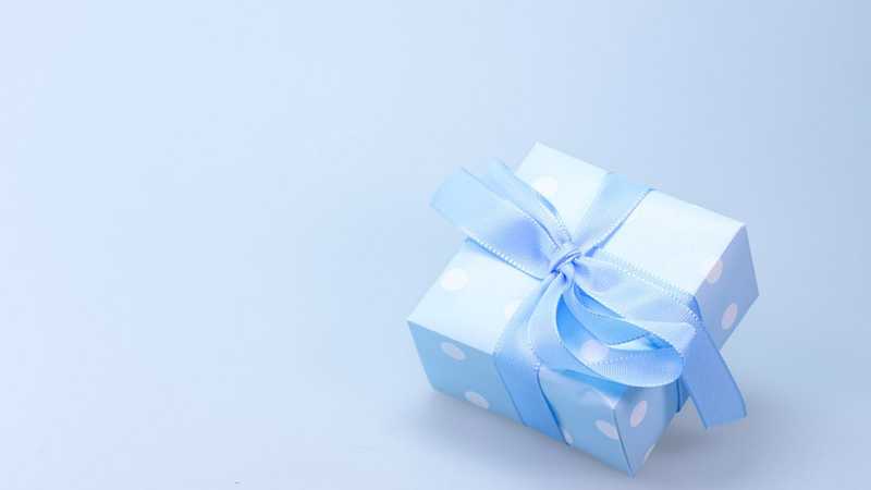 Cara Fans K-Pop Mengirim Hadiah untuk Idolanya Cara Fans K-Pop Mengirim Hadiah untuk Idolanya