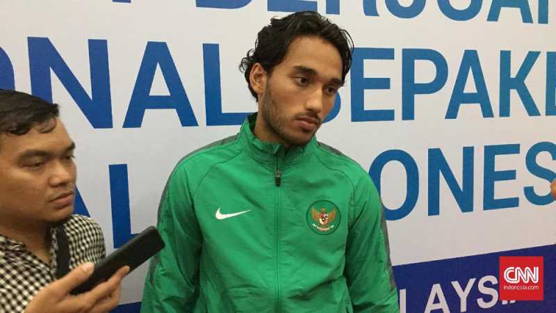 Ezra Walian: Ayah Akan Urus Negosiasi dengan West Ham Ezra Walian: Ayah Akan Urus Negosiasi dengan West Ham