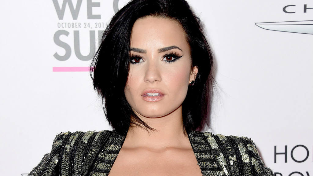 Demi Lovato Tampilkan Selulit di Tubuhnya Tanpa Rasa Malu