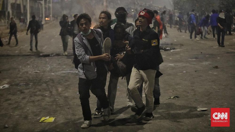 Sempat Kritis, Mahasiswa Al-Azhar Sudah Bisa Berkomunikasi Sempat Kritis, Mahasiswa Al-Azhar Sudah Bisa Berkomunikasi