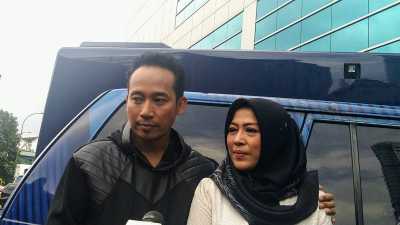 13 Tahun Berkeluarga, Denny Cagur dan Istri Sudah Tak Saling Cemburu