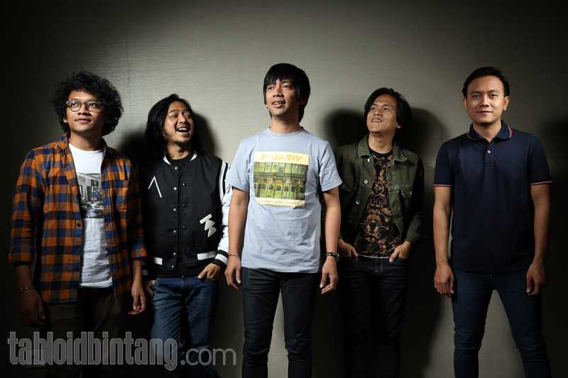 Setelah Kedapatan Ribut di atas Panggung, Rai DMasiv Tulis Makian Ini Setelah Kedapatan Ribut di atas Panggung, Rai DMasiv Tulis Makian Ini