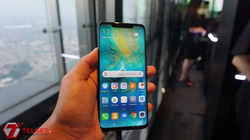 Penampakan Huawei Mate 30 Pro dengan “Layar Air Terjun” Penampakan Huawei Mate 30 Pro dengan “Layar Air Terjun”
