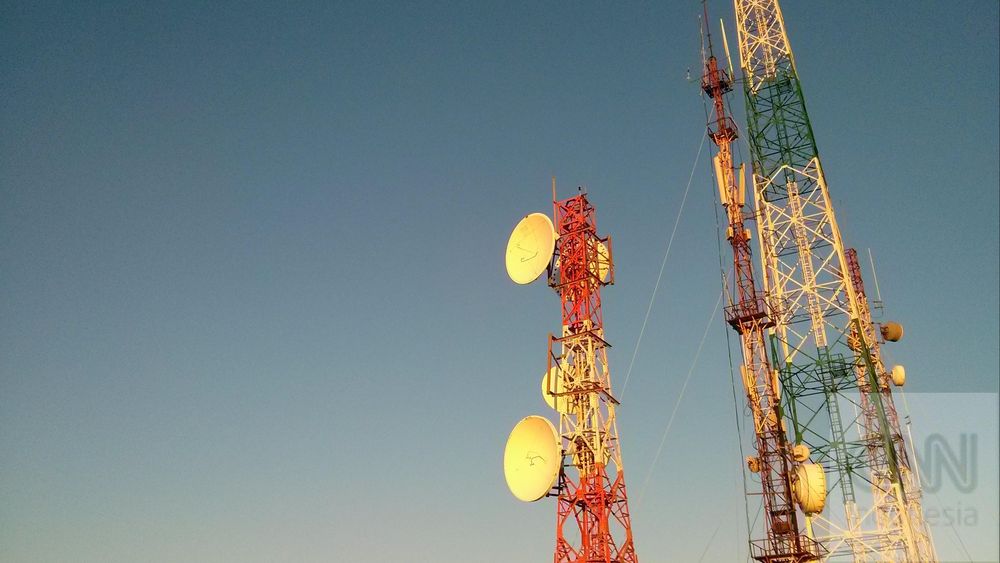 Telkom Lirik Menara yang Dijual Indosat