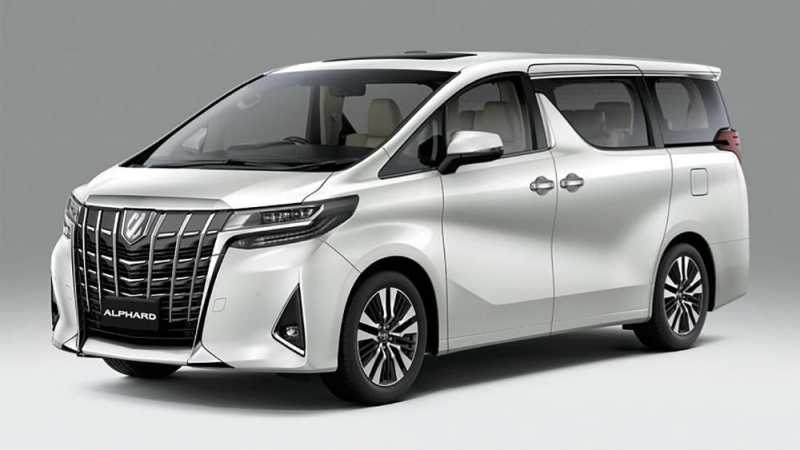 Tekan Impor, Bea Masuk Mobil Mewah Dinaikkan Tekan Impor, Bea Masuk Mobil Mewah Dinaikkan