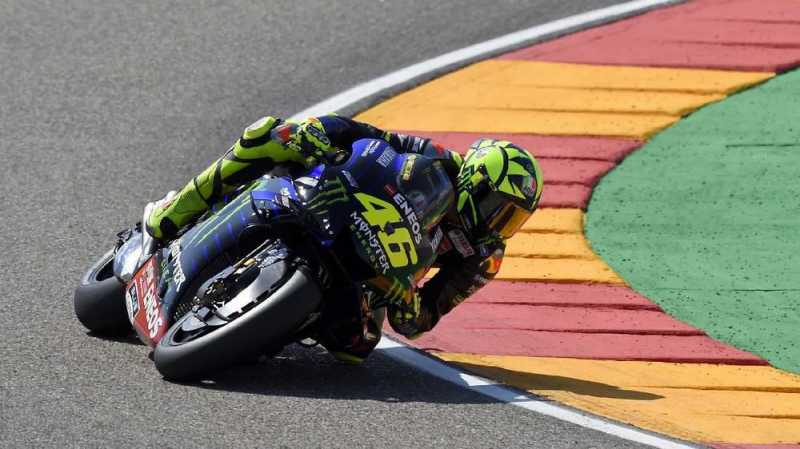 Rossi dan Lorenzo Disebut Mulai Berpikir Pensiun dari MotoGP Rossi dan Lorenzo Disebut Mulai Berpikir Pensiun dari MotoGP