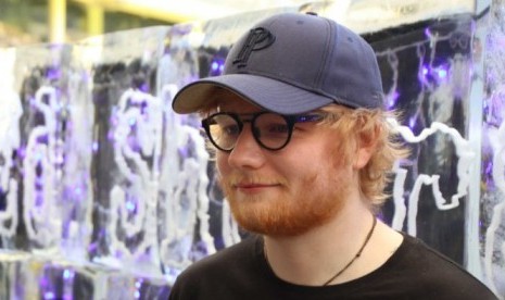 Ed Sheeran akan Bintangi Film Komedi Musikal Ed Sheeran akan Bintangi Film Komedi Musikal