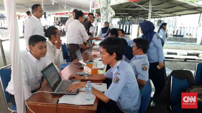 5 Instansi Favorit dengan Peminat CPNS Terbanyak 5 Instansi Favorit dengan Peminat CPNS Terbanyak