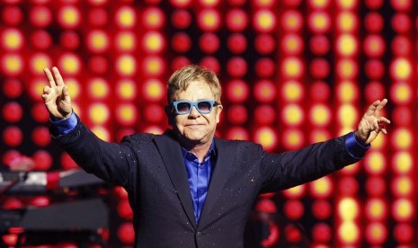 Terinfeksi Virus Mematikan, Ini Kabar Terakhir Elton John