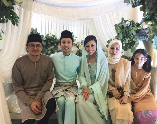Saat Laudya Cynthia Bella Perlihatkan Kedekatannya dengan Putri Engku Emran Saat Laudya Cynthia Bella Perlihatkan Kedekatannya dengan Putri Engku Emran