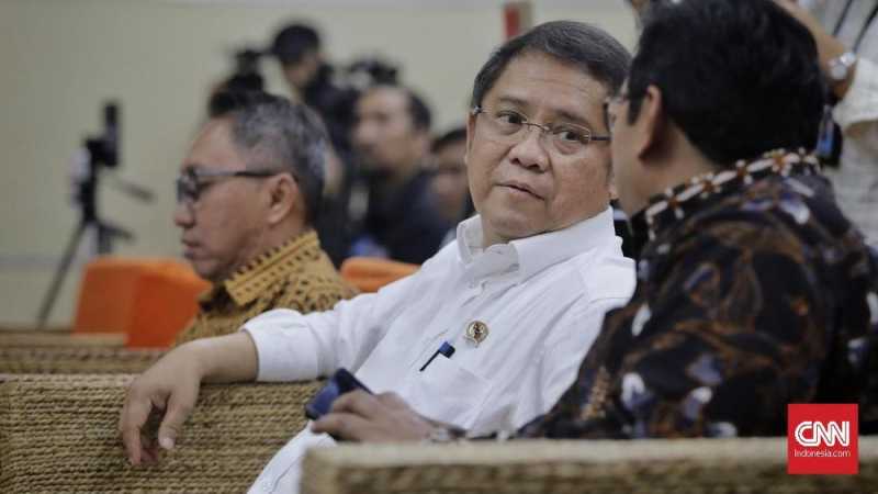 Menkominfo Sebut Tak Tahu Digugat Pengguna Grab Menkominfo Sebut Tak Tahu Digugat Pengguna Grab