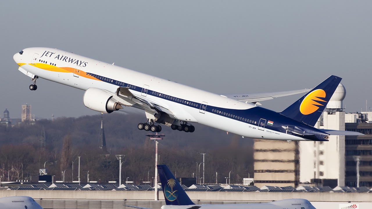 Dua Pilotnya Cekcok, Pesawat Jet Airways sempat Terbang Tanpa Awak