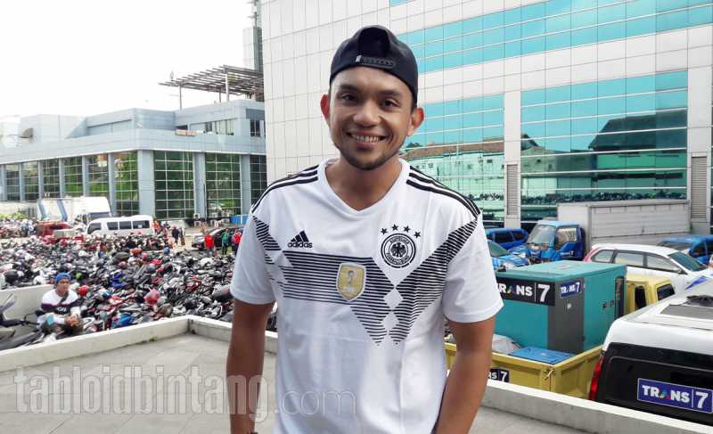 Ditanya Soal Balikan dengan Rina Nose, Ini Jawaban Fakhrul Razi Ditanya Soal Balikan dengan Rina Nose, Ini Jawaban Fakhrul Razi