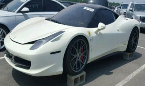 Berapa Harus Dibayar untuk Ferrari 458 yang Terkena Banjir?