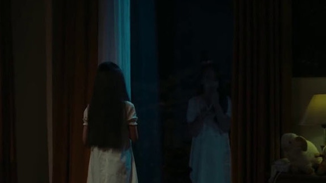 Kembang Kantil: Cuma Jualan Jumpscare, Sisanya Tak Masuk Akal Kembang Kantil: Cuma Jualan Jumpscare, Sisanya Tak Masuk Akal