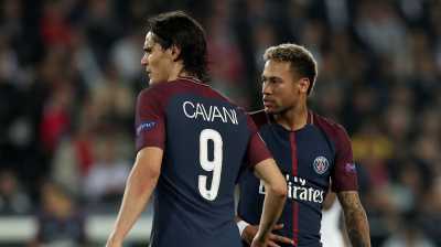 Cavani: Aku Tidak Perlu Berteman dengan Neymar