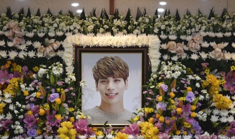 Idol Meninggal, Fans SHINee Buka Donasi untuk Palestina Idol Meninggal, Fans SHINee Buka Donasi untuk Palestina