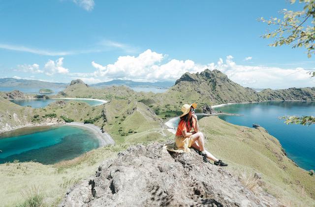 Sambut Hangatnya Mentari! Destinasi Liburan Terbaik Berdasarkan Suhunya