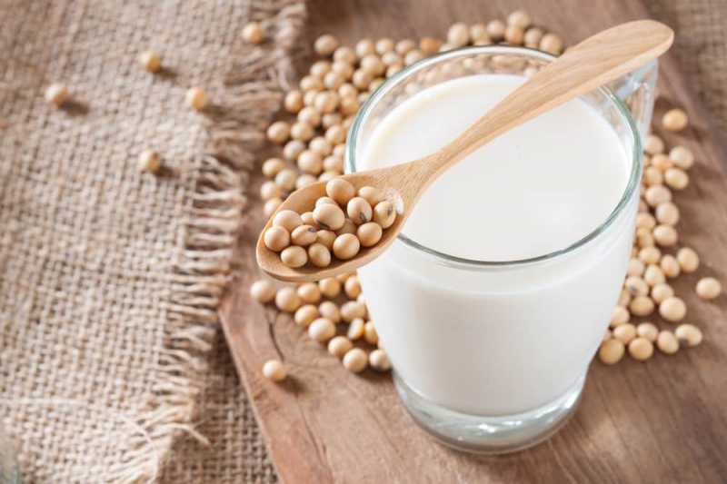Makan Makanan Berbahan Dasar Kedelai Bisa Meredakan Gejala Menopause Makan Makanan Berbahan Dasar Kedelai Bisa Meredakan Gejala Menopause