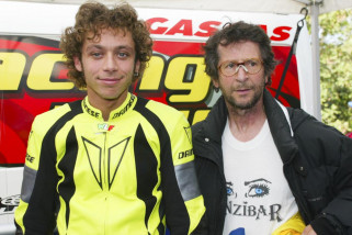 Graziano: Valentino Rossi Bisa Membalap hingga Usia 46 Graziano: Valentino Rossi Bisa Membalap hingga Usia 46