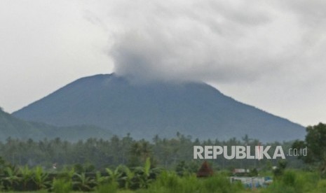 Malam Ini, 16 Penerbangan Internasional di Bali Ditunda