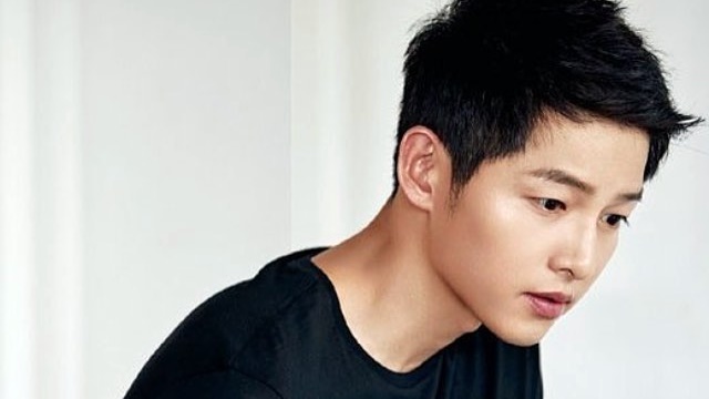 Air Mata Song Joong-ki Menetes di Hari Pernikahannya Air Mata Song Joong-ki Menetes di Hari Pernikahannya
