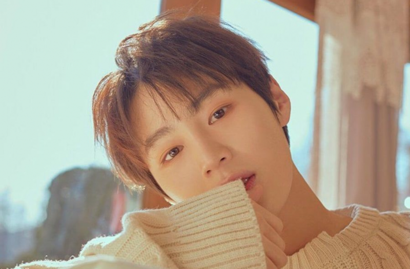 Jelang Fanmeeting, Promotor Rilis Detail Tiket Ha Sung Woon eks Wanna One