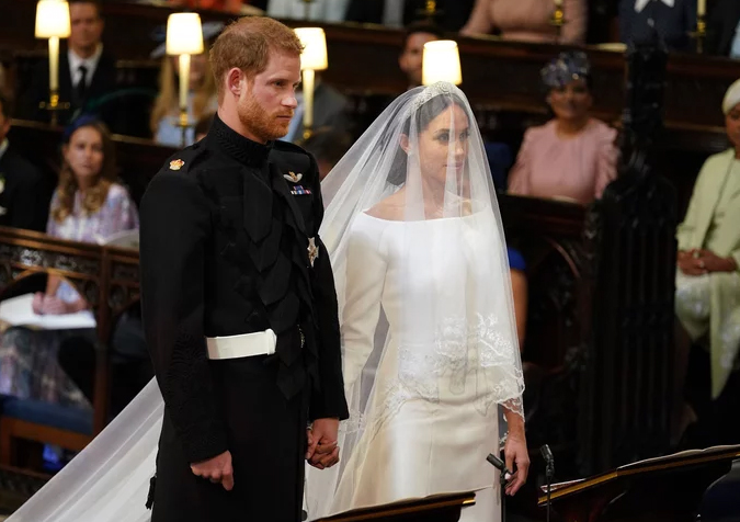 Tunda Bulan Madu, Pangeran Harry - Meghan Markle Lakukan Ini