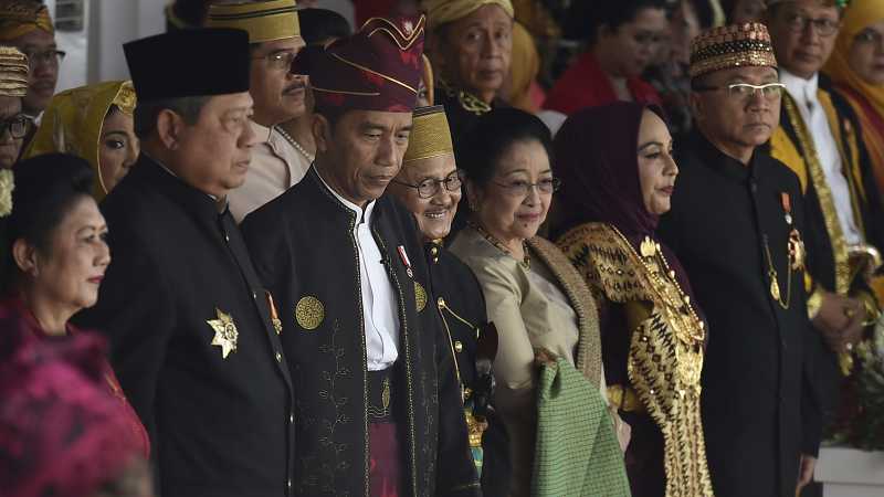Isi Percakapan SBY dan Jokowi Usai HUT RI Istana Merdeka Isi Percakapan SBY dan Jokowi Usai HUT RI Istana Merdeka