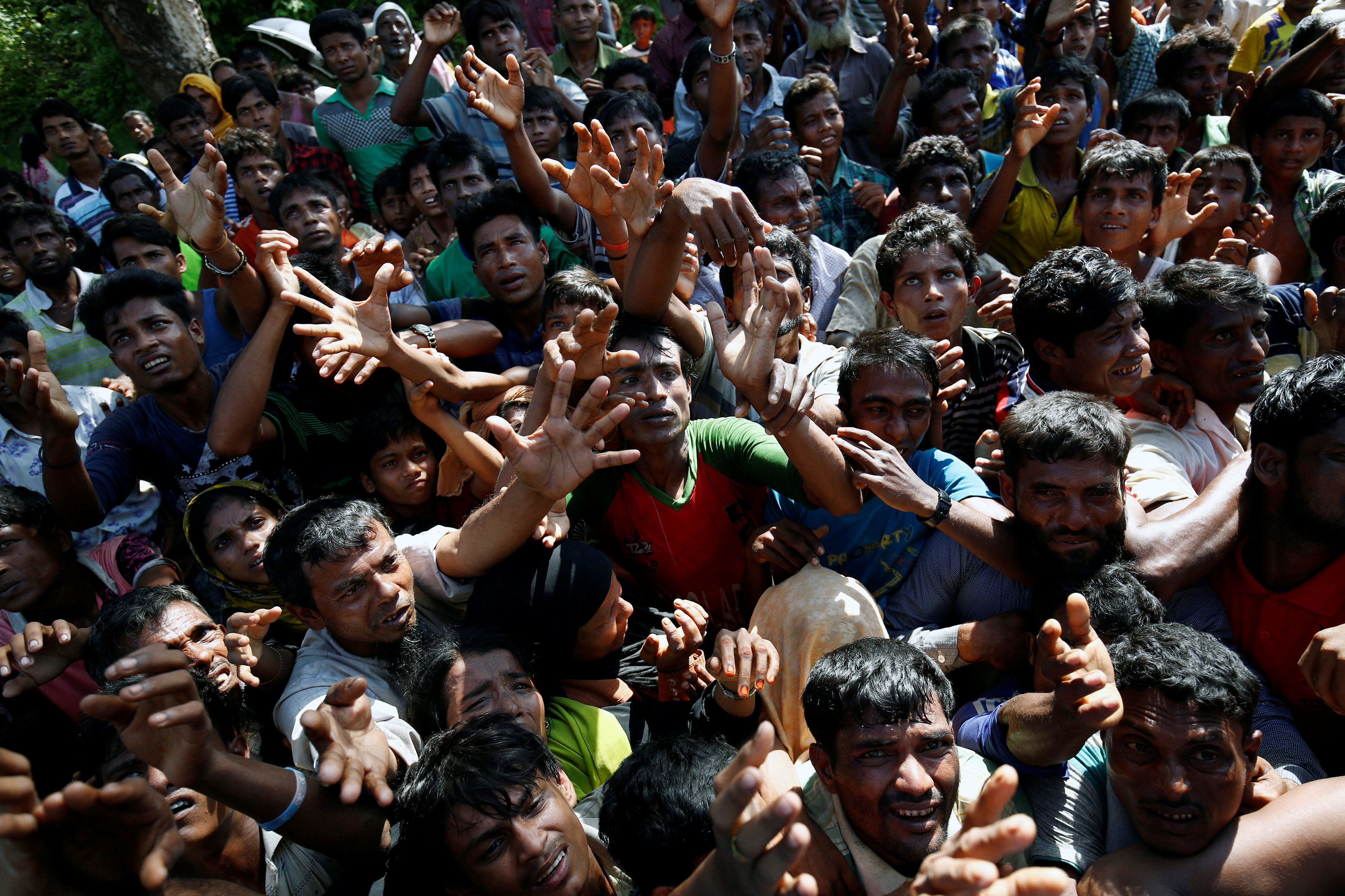 Indonesia Hentikan Sementara Bantuan untuk Rohingya Lewat Bangladesh