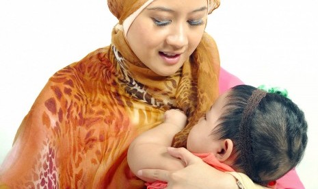 Waspadai Penularan HIV Lewat Donor ASI Waspadai Penularan HIV Lewat Donor ASI