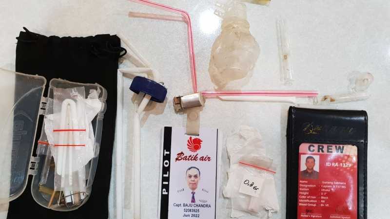 PNS Kemenhub Penguji Pilot Tertangkap Bawa Sabu PNS Kemenhub Penguji Pilot Tertangkap Bawa Sabu