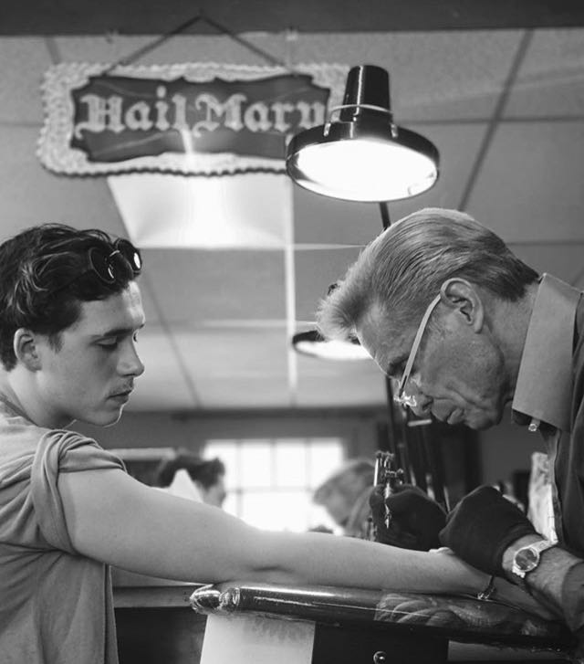 Tato Pertama Brooklyn Beckham Tato Pertama Brooklyn Beckham