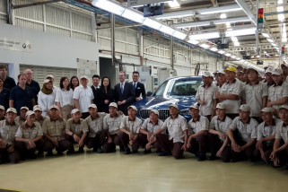 BMW X3 resmi dirakit di Sunter BMW X3 resmi dirakit di Sunter