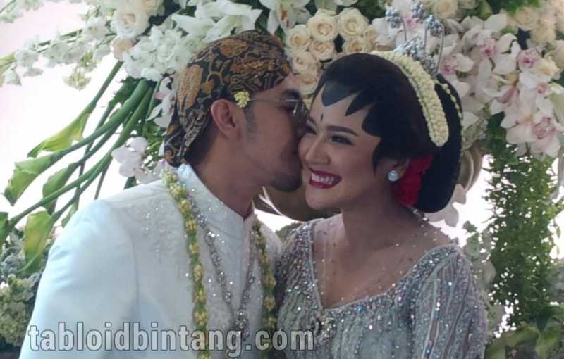 Selain Cantik, Begini Sosok Fitri Ayu di Mata Suami Kenji Hamada Selain Cantik, Begini Sosok Fitri Ayu di Mata Suami Kenji Hamada