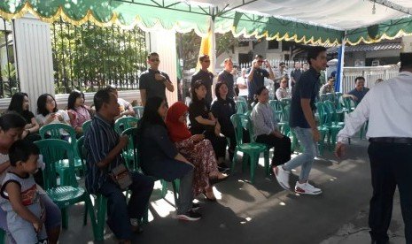 Iriana Jokowi Temani Kaesang Nyoblos di TPS