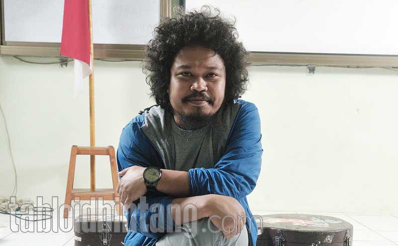 Mengejutkan, Alasan Is Mundur Sebagai Vokalis Payung Teduh