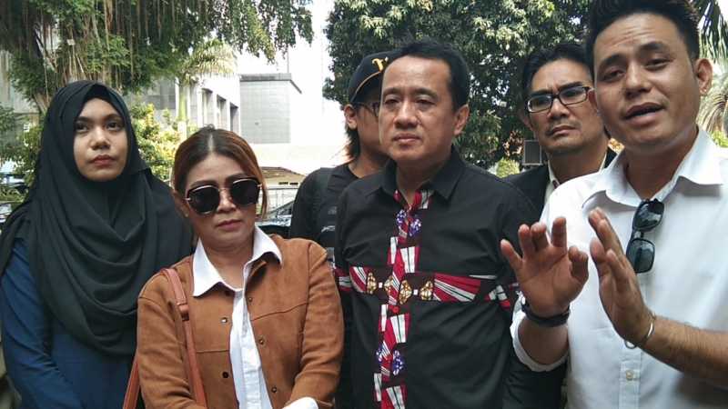 Kasus Wanpreatasi Baim Wong, Izzhy Audiagla Dicecar 15 Pertanyaan Oleh Penyidik Kasus Wanpreatasi Baim Wong, Izzhy Audiagla Dicecar 15 Pertanyaan Oleh Penyidik