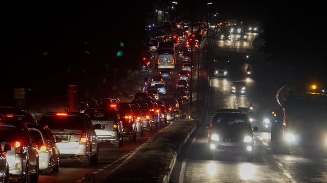 Tiga Minggu ke 10 Jam: Jalur Trans Jawa dari Masa ke Masa