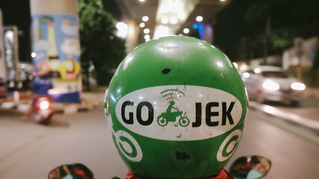 Gojek-Grab Perang Tarif, Pengemudi Mati di Tengah-Tengah