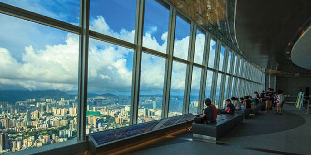 Jelajahi Waktu Lewat Sky100, Lihat Pesona Hong Kong Tempo Dulu