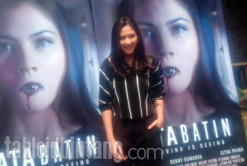 Senyum Jessica Mila Disebut Mirip Istri Marcel Chandrawinata Senyum Jessica Mila Disebut Mirip Istri Marcel Chandrawinata
